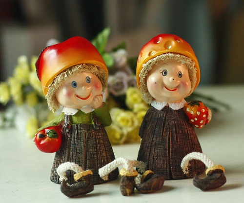 Trang trí kệ treo tường